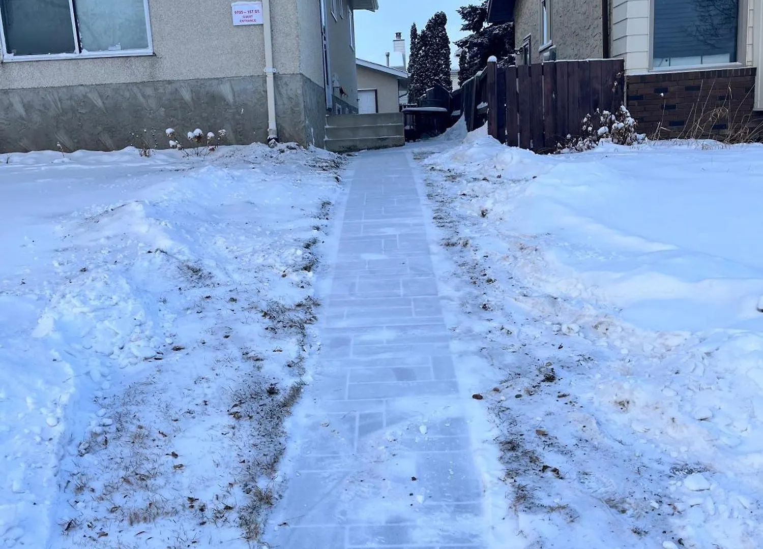 West Edmonton Perle Palace 0*,